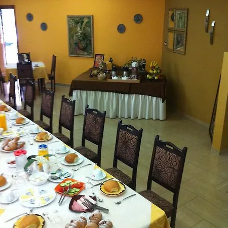 Stela Center 3*