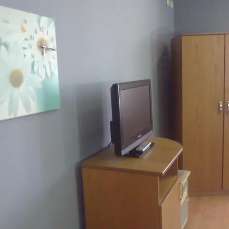 Stela Center Тирана