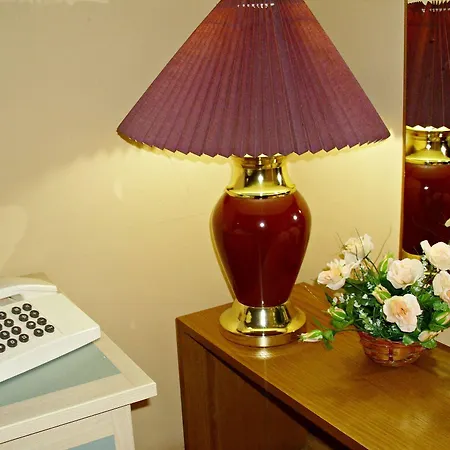 Stela Center Тирана