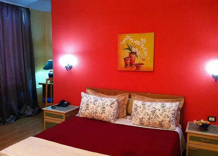 Stela Center 3* Tirana