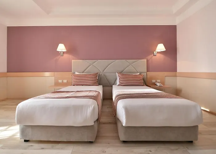 Otel Stela Center 3*