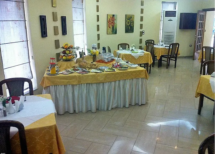 Stela Center Hotel Tirana